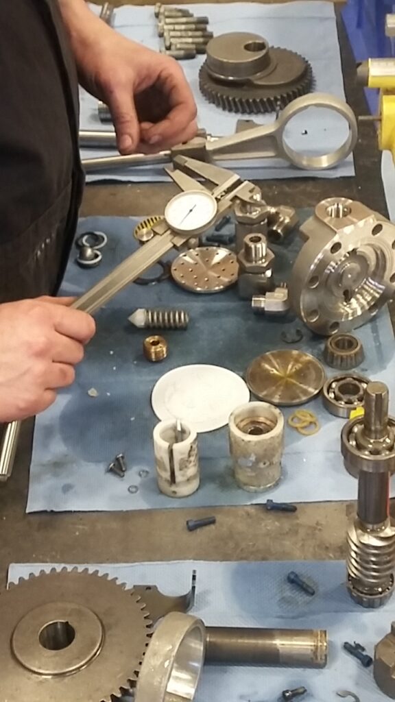 Service Repair Technicians